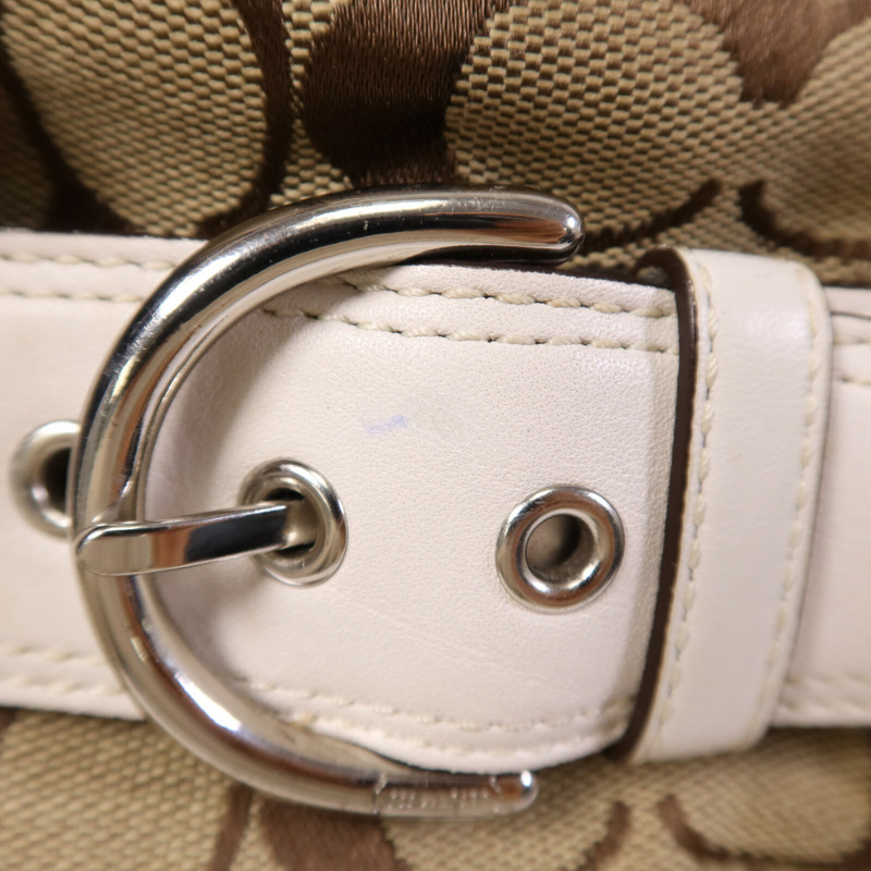 COACH 帆布Soho Hobo銀扣肩背袋-12