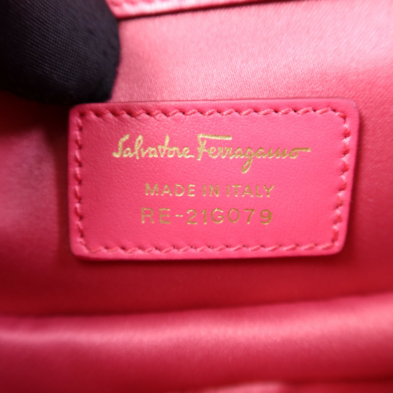 Salvatore Ferragamo 塗層帆布Mini Vara Zoo金扣肩背袋-5