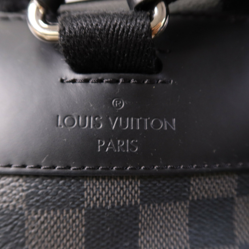 LOUIS VUITTON Damier Graphite Josh銀扣背包-13