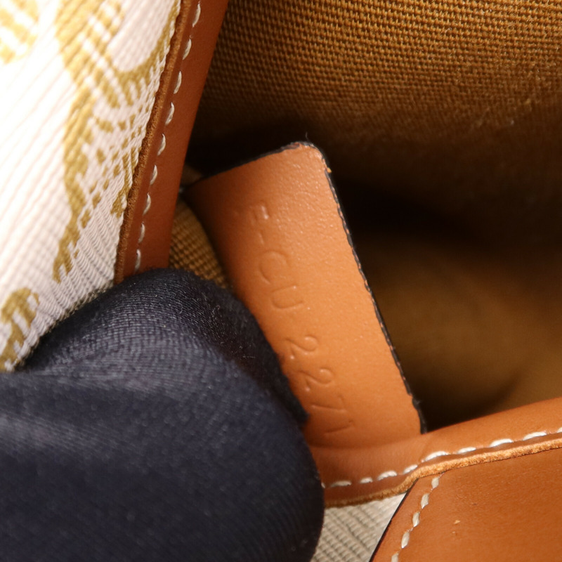 CELINE 塗層帆布Triomphe Small Bucket金扣肩背袋-6