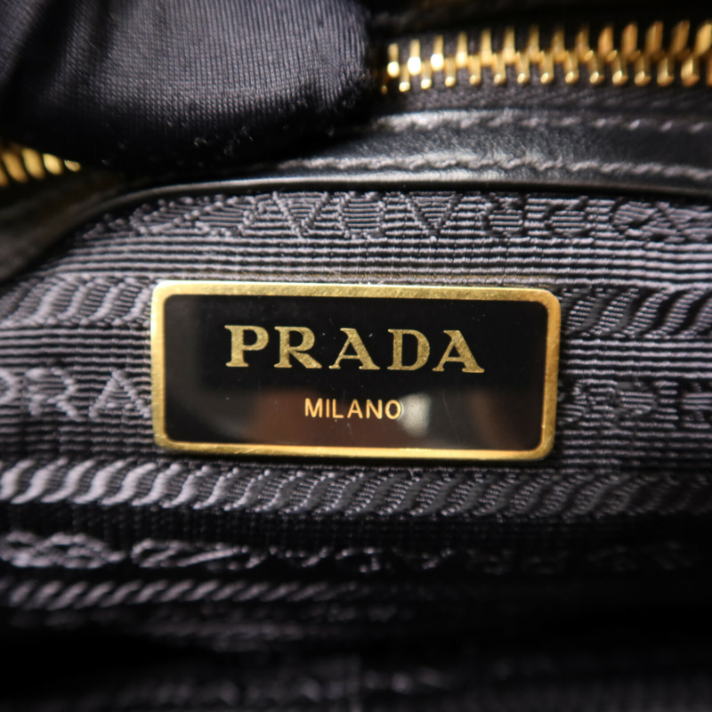 PRADA 尼龍Shoulder Bag金扣肩背袋-5