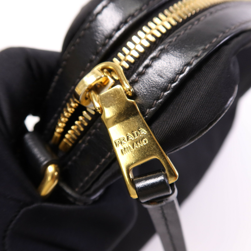 PRADA 尼龍Shoulder Bag金扣肩背袋-6