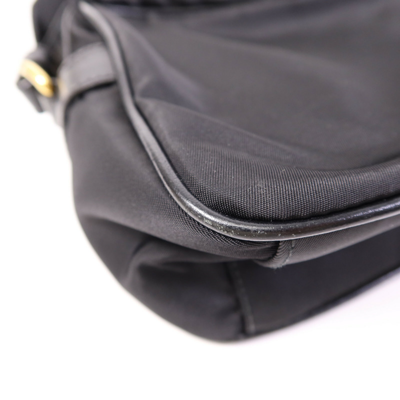 PRADA 尼龍Shoulder Bag金扣肩背袋-12