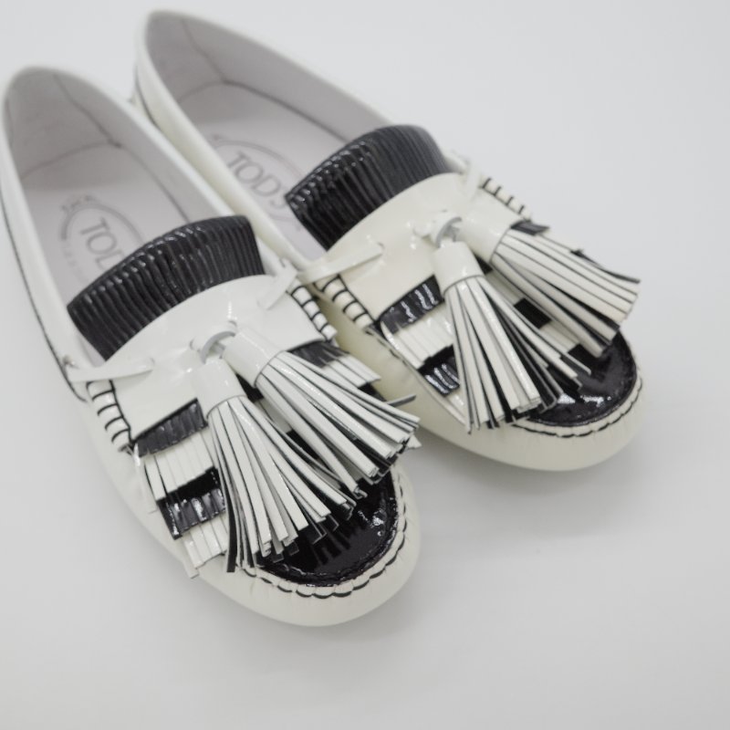 Tod's 托德斯 Gommino 黑白條紋 皮革流蘇 豆豆鞋 EU38-5