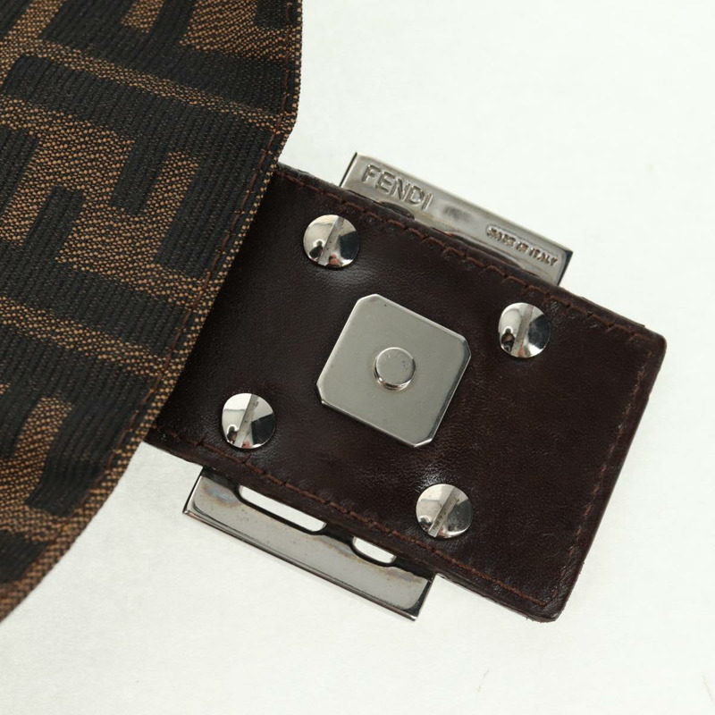 【日本直送】FENDI Zucca帆布Mamma Baguette單肩包 黑色棕色 正品 161669SAV-19