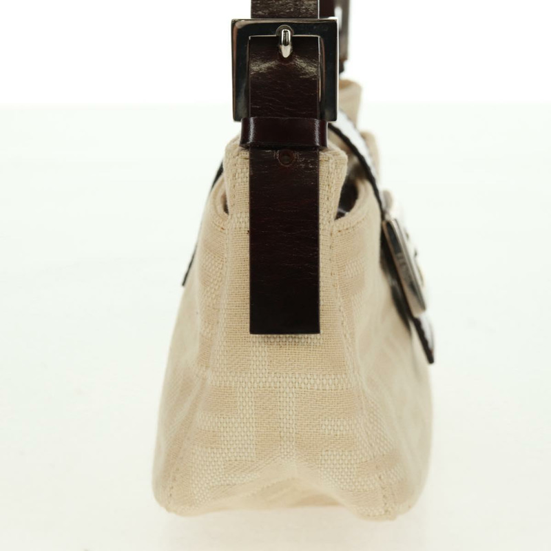 【日本直送】FENDI Zucca帆布Mamma Baguette單肩包 米色 銀色 正品 163656V-3