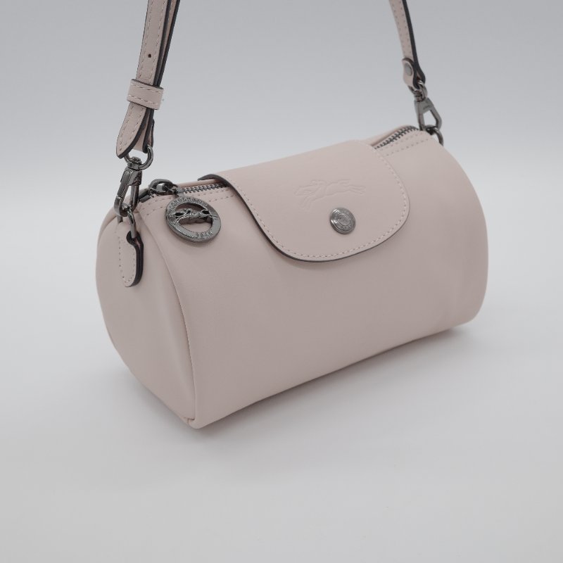 Longchamp 瓏驤 Le Pliage Xtra XS 裸色 粉色 牛皮 收納小包 圓筒斜背包-4