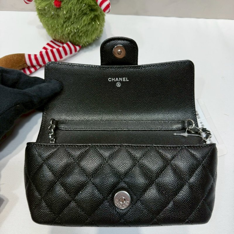 CHANEL 銀釦荔枝牛眼鏡包-4