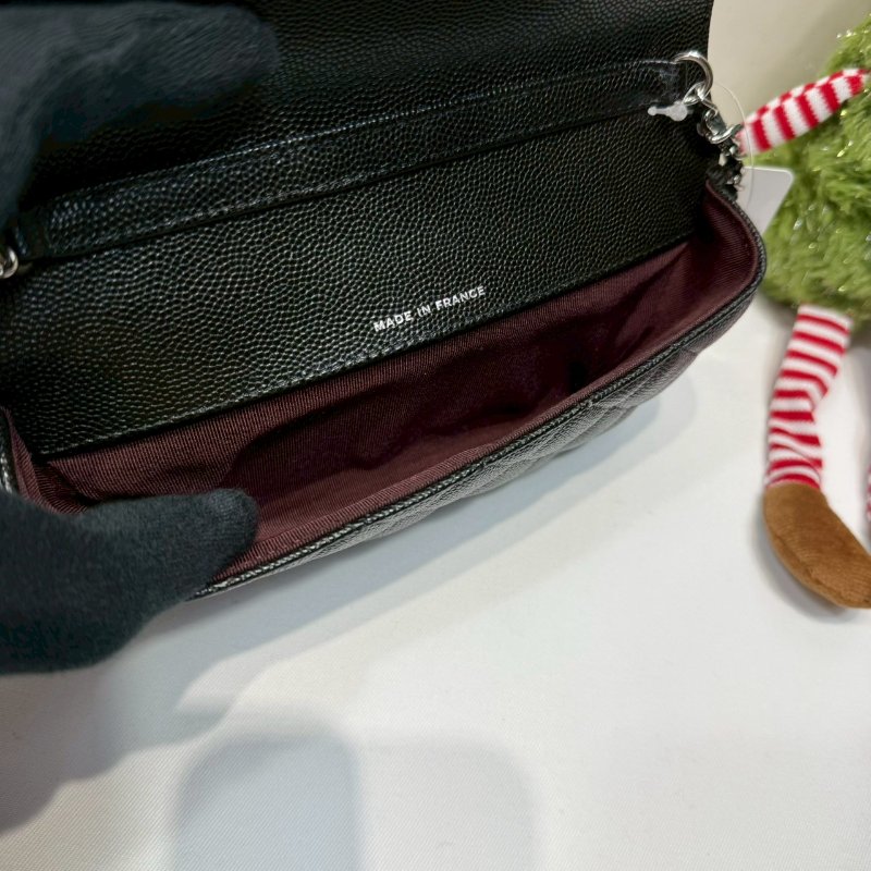 CHANEL 銀釦荔枝牛眼鏡包-5