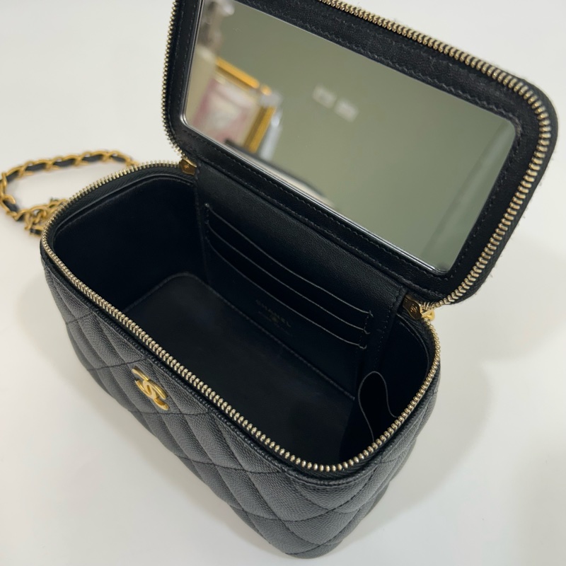 香奈兒長盒子CHANEL黑金粒紋牛皮小吊飾長盒子AP3376-6