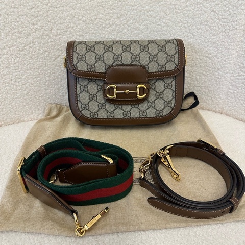 GUCCI Horsebit 1955系列 狀態非常好  型號：658574 HUHHG 8565 材質：米色/烏木色 GG Supreme 帆布