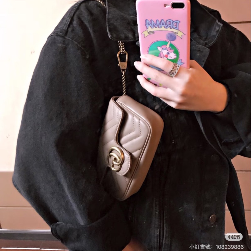 Gucci古馳奶茶色marmont mini鏈條包 斜背包-5