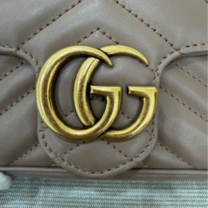 Gucci古馳奶茶色marmont mini鏈條包 斜背包-17
