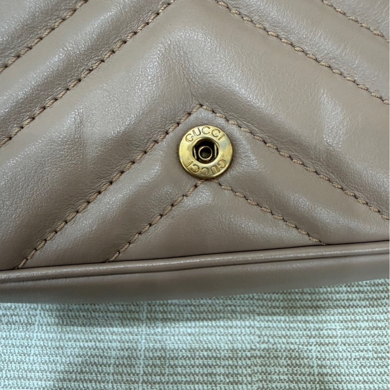 Gucci古馳奶茶色marmont mini鏈條包 斜背包-25