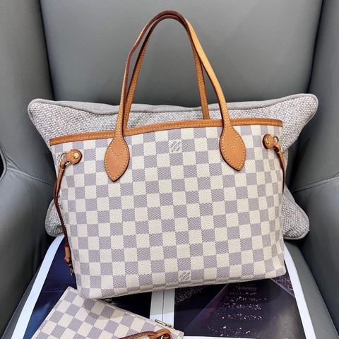 LV白棋盤格Neverfull