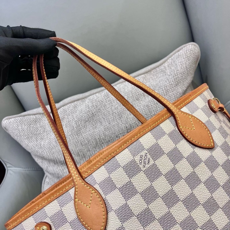 LV白棋盤格Neverfull-2