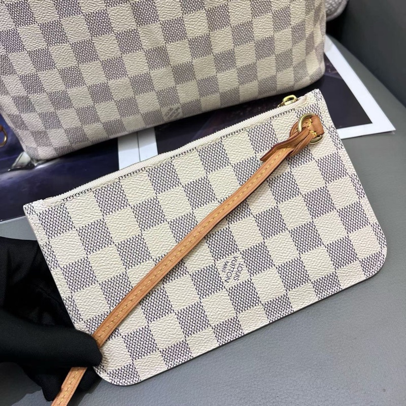 LV白棋盤格Neverfull-6