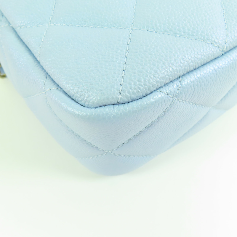 CHANEL 牛皮皮革Mini Camera Bag金扣肩背袋-11