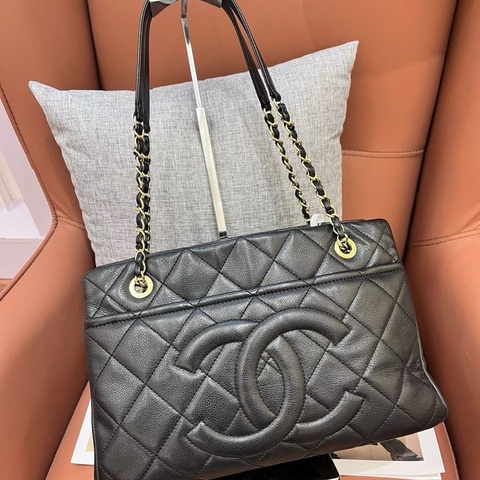Chanel黑金雙C托特包