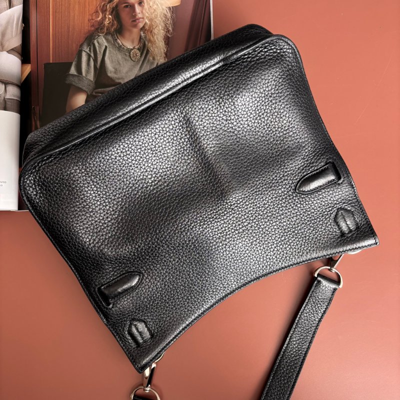 ::HERMES:: 黑銀吉普賽 Jypsiere 28 斜背包 男包 中性包-2