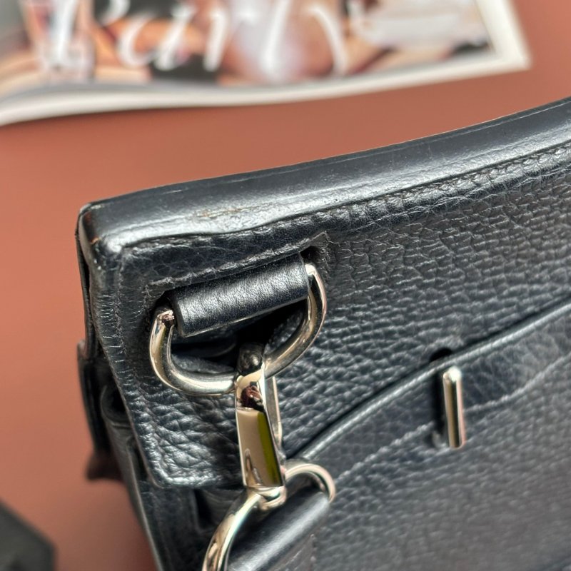 ::HERMES:: 黑銀吉普賽 Jypsiere 28 斜背包 男包 中性包-21