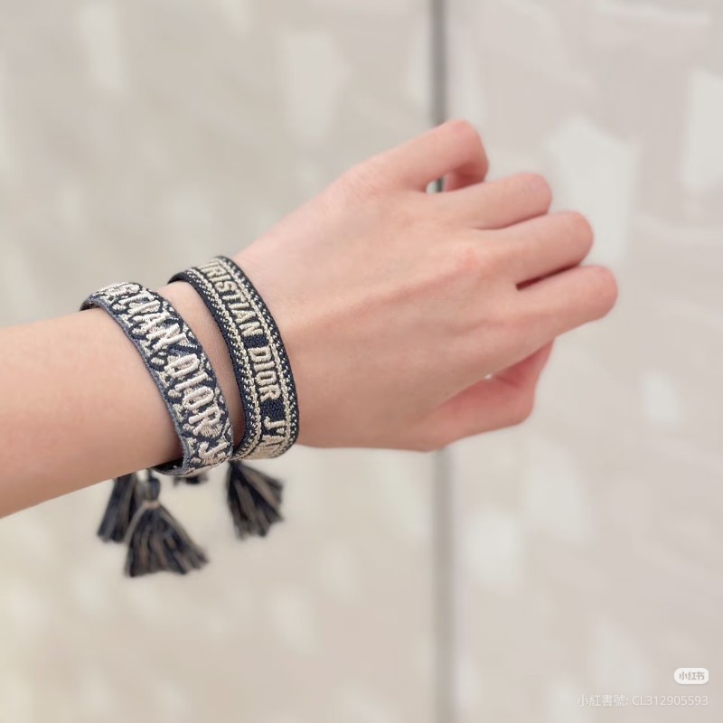 莉亞精品♡Dior 編織手環 九新美品-4