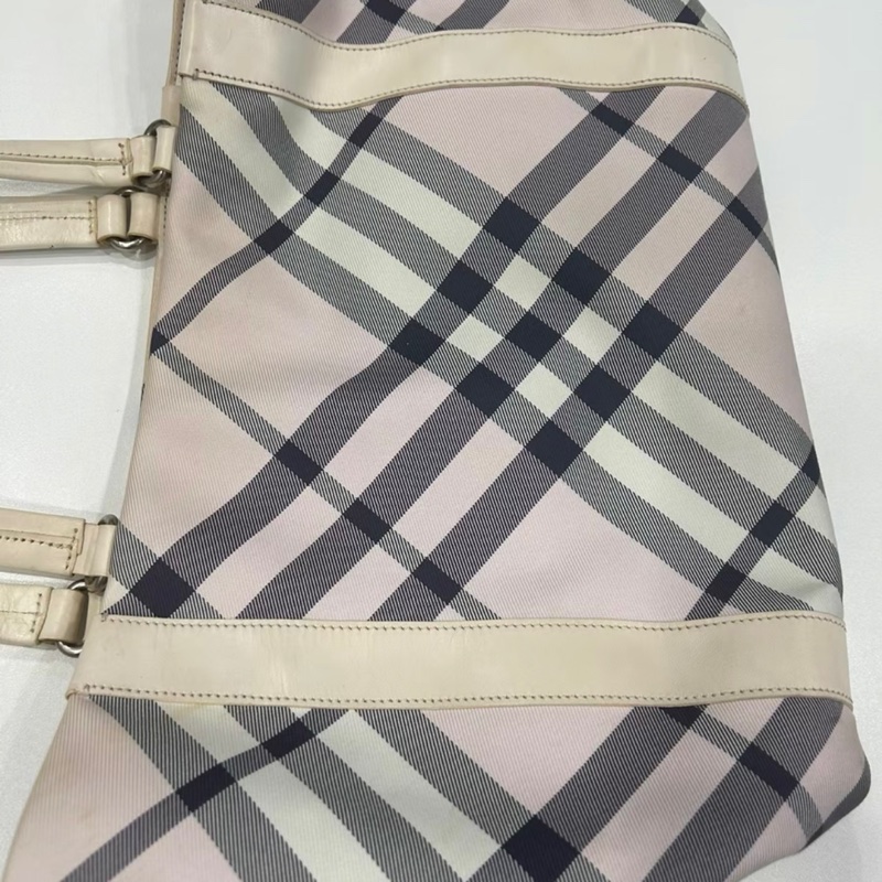 Burberry熊貓格紋托特包-10