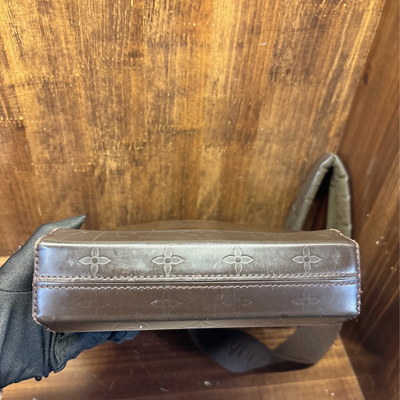Louis Vuitton Monogram Messenger Bag-1