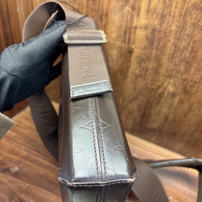 Louis Vuitton Monogram Messenger Bag-3