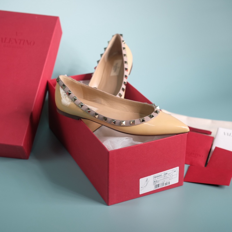 Rv 購證全配 奶茶色平底鞋-1