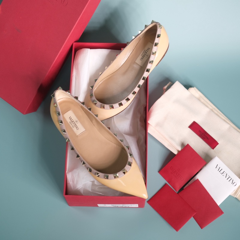 Rv 購證全配 奶茶色平底鞋-3