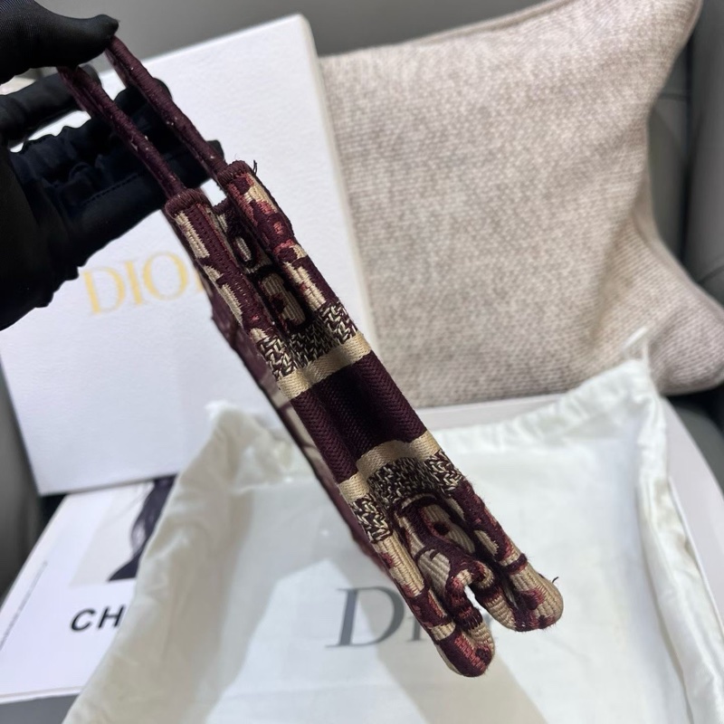 Dior粉色Book Tote mini-5