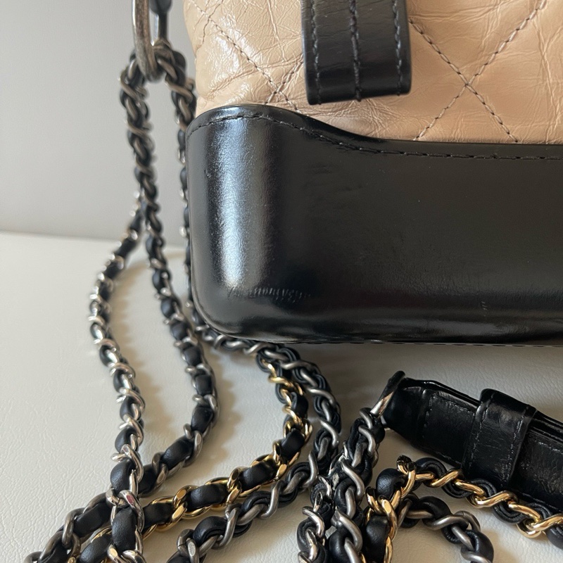 Chanel米色流浪包小號-2