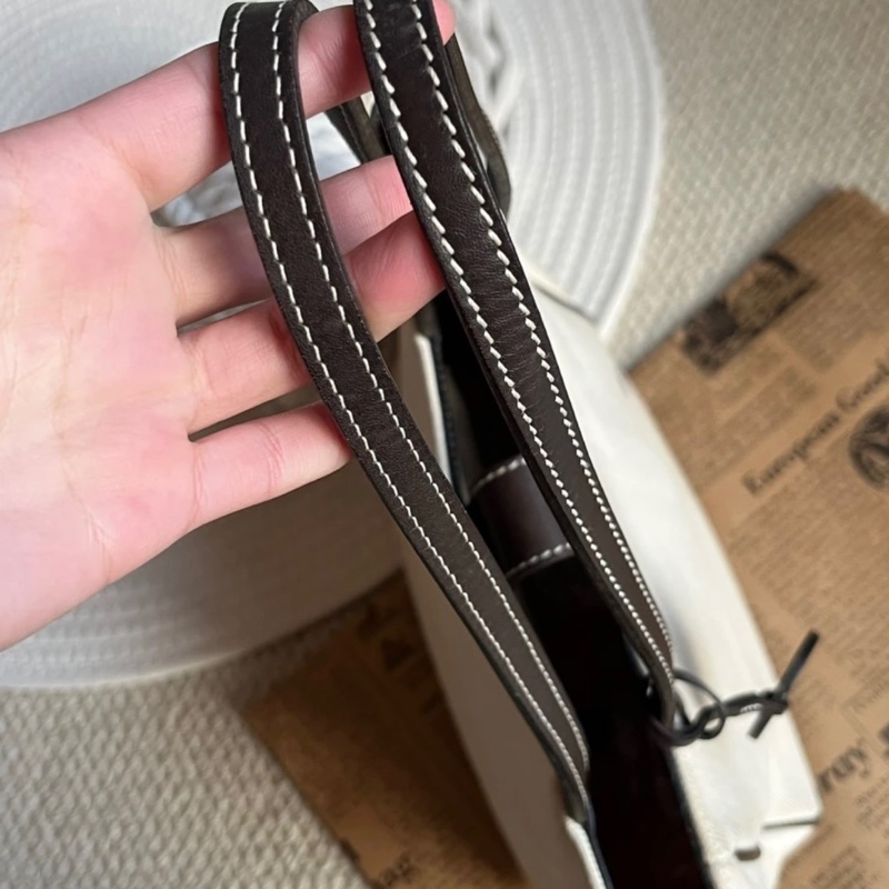 Burberry撞色帆布托特包-1