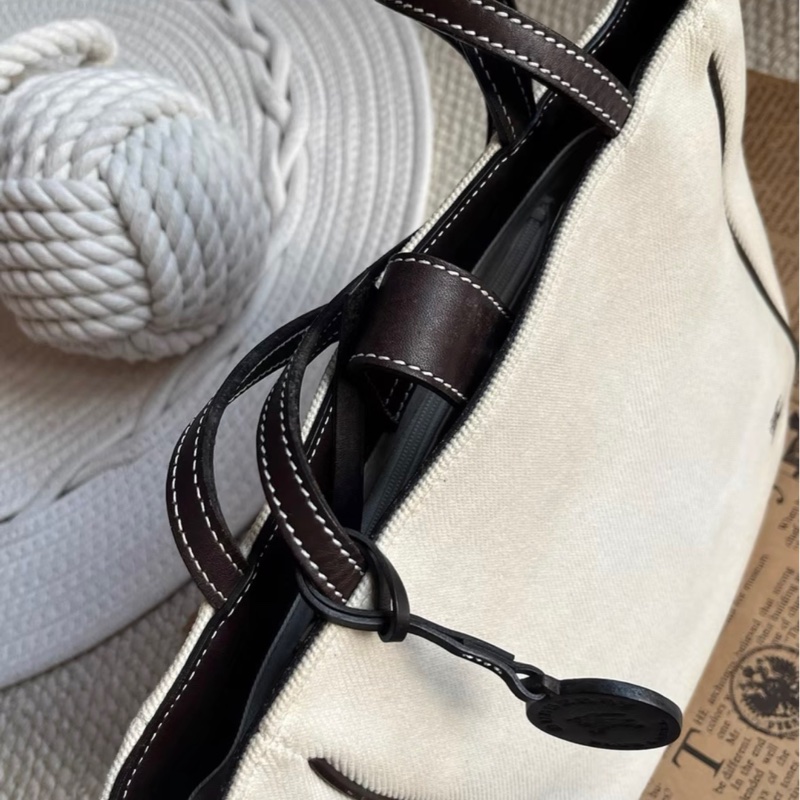 Burberry撞色帆布托特包-8