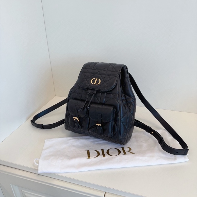 Dior caro 中號 藤格紋 黑金後背包22*11*25 98新配件塵袋-4