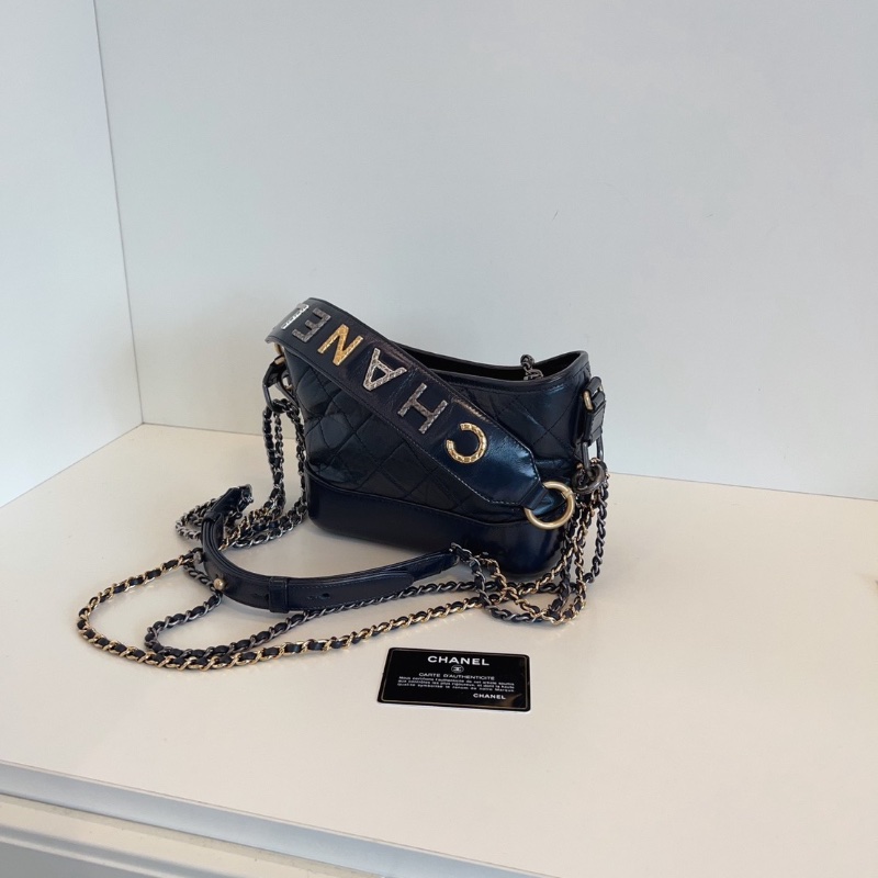 Chanel 海軍藍 雕花字母 手柄流浪包 小號 20*15*8cm 98新配件塵袋-3