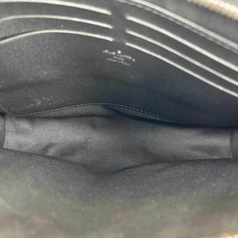 路易威登LV  18年購入 黑色老花黑武士洗漱包手拿包 通勤商務都可使用-13