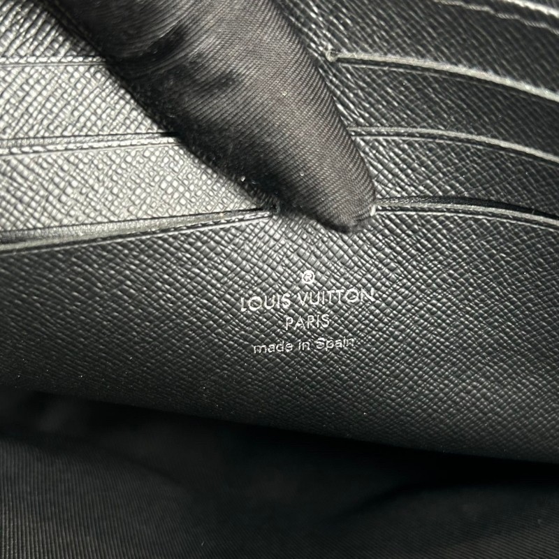 路易威登LV  18年購入 黑色老花黑武士洗漱包手拿包 通勤商務都可使用-17