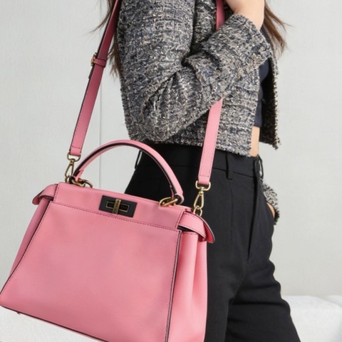 Fendi Peekaboo手提斜背包 粉色 牛皮34*24*13  98新配件塵袋