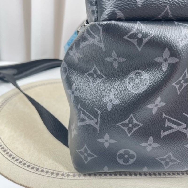 ghh bj zzz LV路易威登 23年全新全套 芯片款 Discovery PM 阿波羅雙肩包 通勤包背包 容量超級大-16