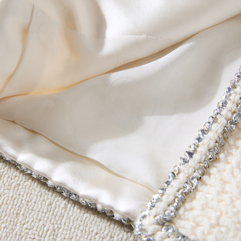 ❤️CHANEL 太空系列 秀款外套 精緻logo紐扣-7