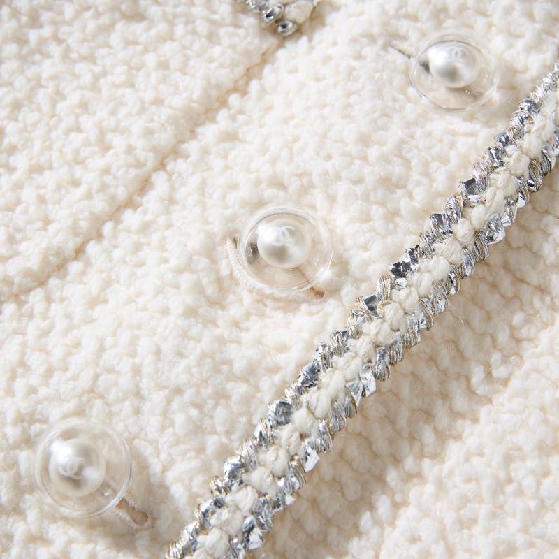 ❤️CHANEL 太空系列 秀款外套 精緻logo紐扣-12