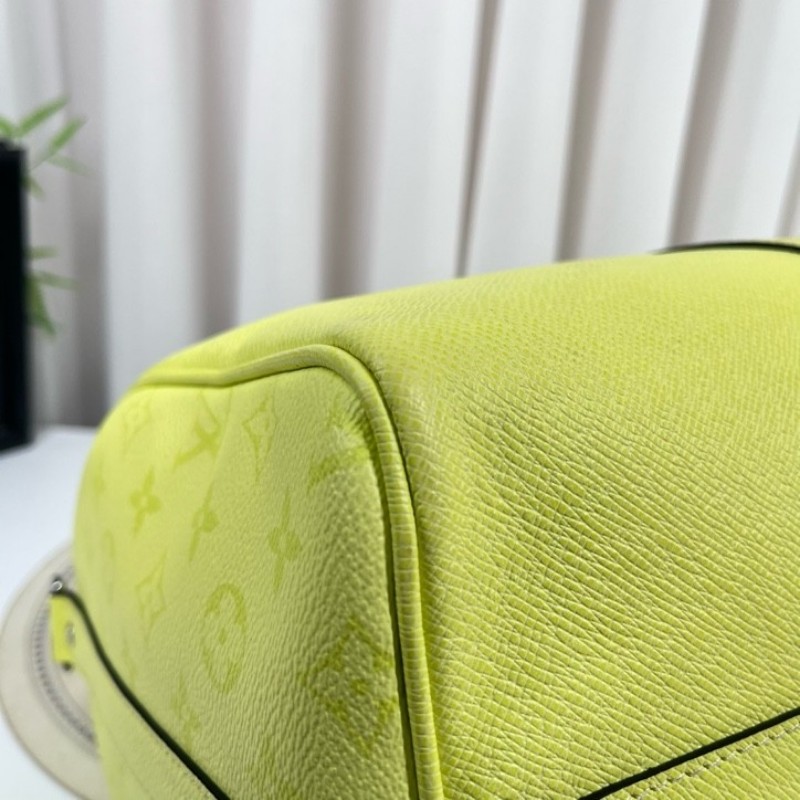 LV路易威登 25年3月票 芯片款 Keepall45 螢光綠旅行包手提包斜挎包單肩包 顏色非常亮眼 容量超大-9