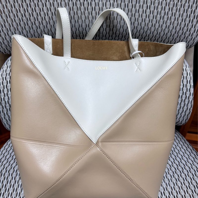 LOEWE Puzzle Medium Fold Tote 奶茶拼色 中號-0