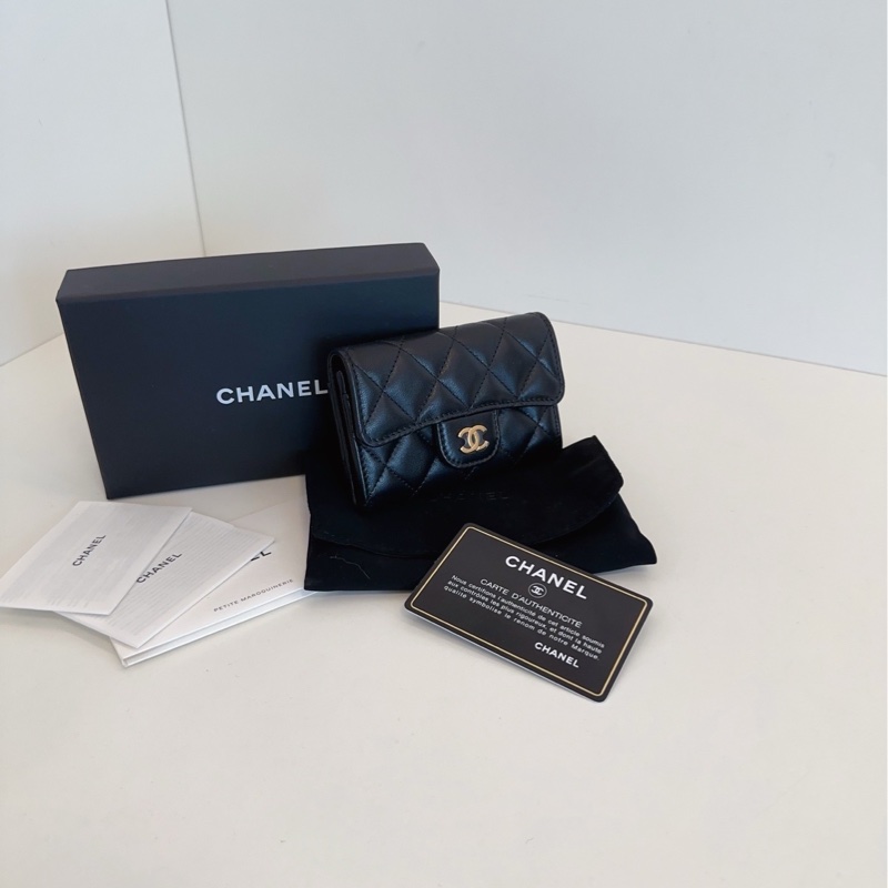 Chanel 香奈兒 黑金logo 菱格紋短款卡包錢包-3