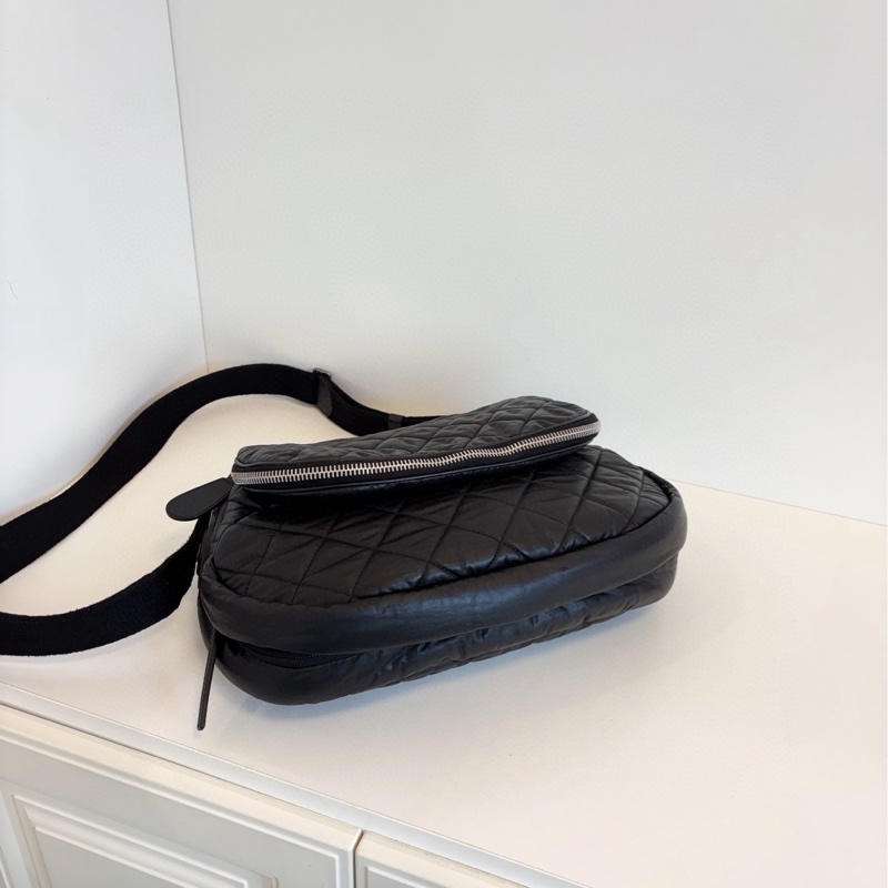 Chanel香奈兒 黑銀 保齡球 機場包單肩斜挎包-5