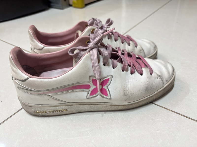 Louis Vuitton 路易威登白色與粉色運動鞋-0