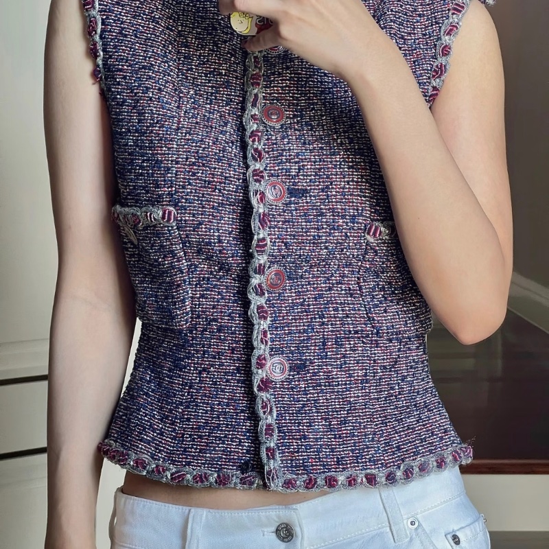 CHANEL vest-1