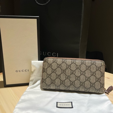 GUCCI 經典老花長夾